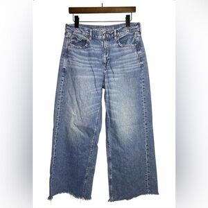 American Eagle Outfitters Super High Rise Baggy Blue Jeans